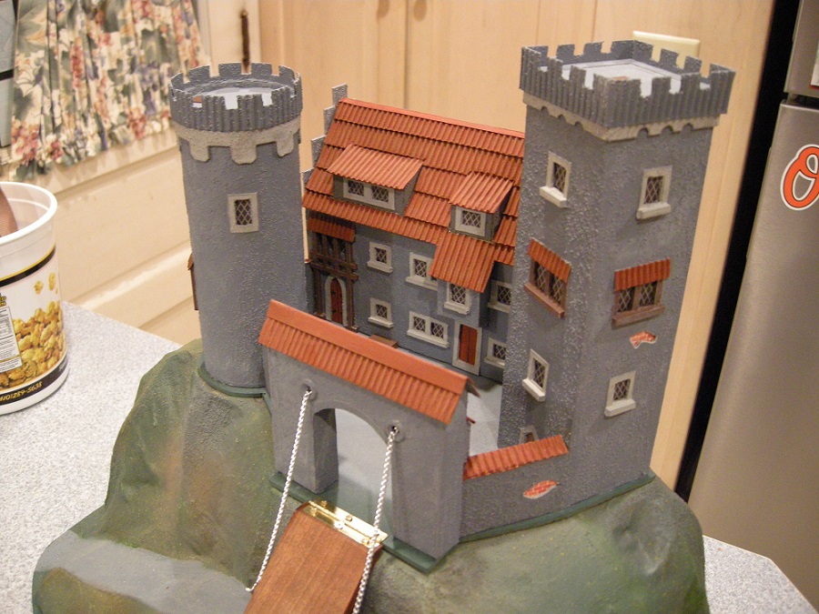 Tunnel/castle project